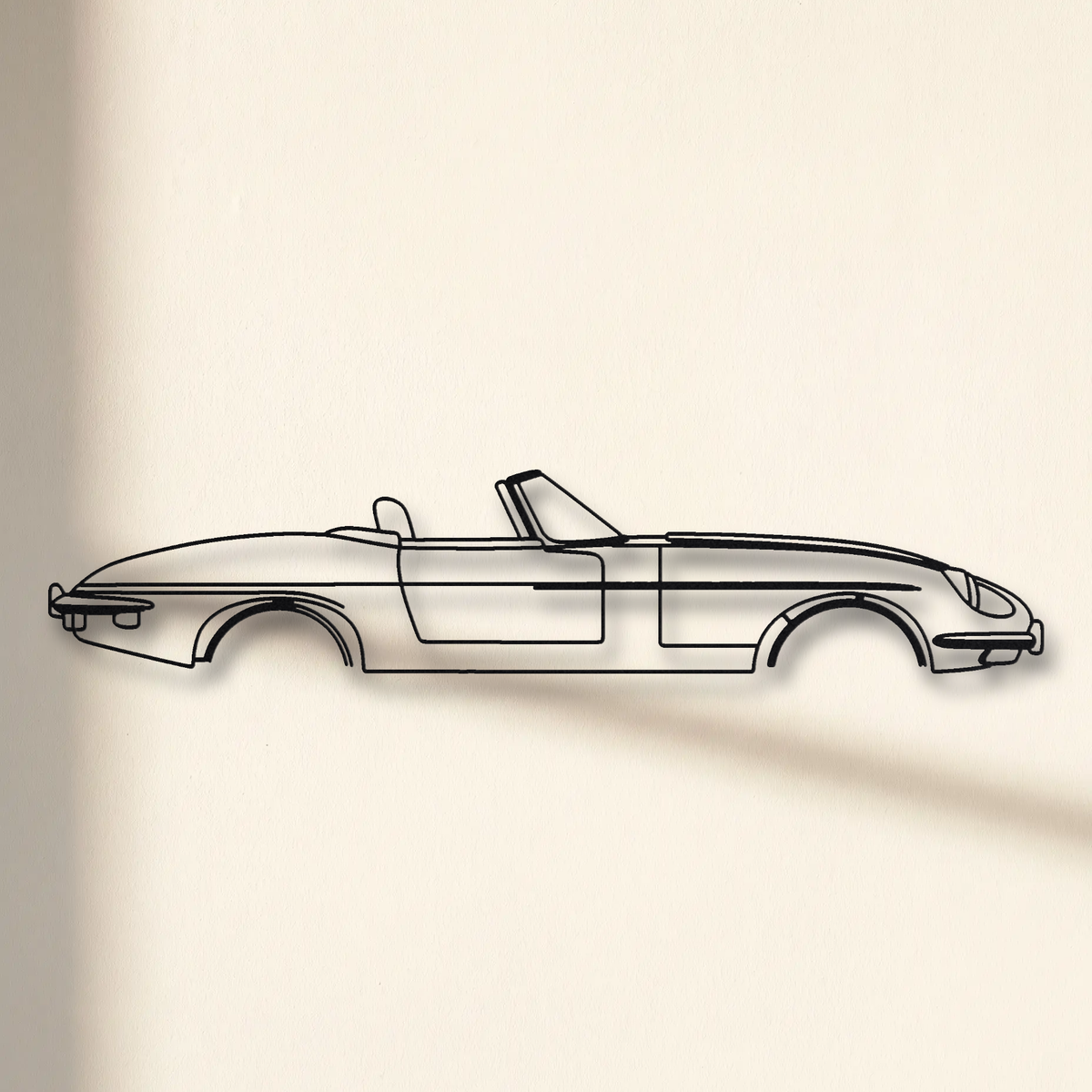 Jaguar E-Type Series 3 Roadster floating mount drop-shadow detail