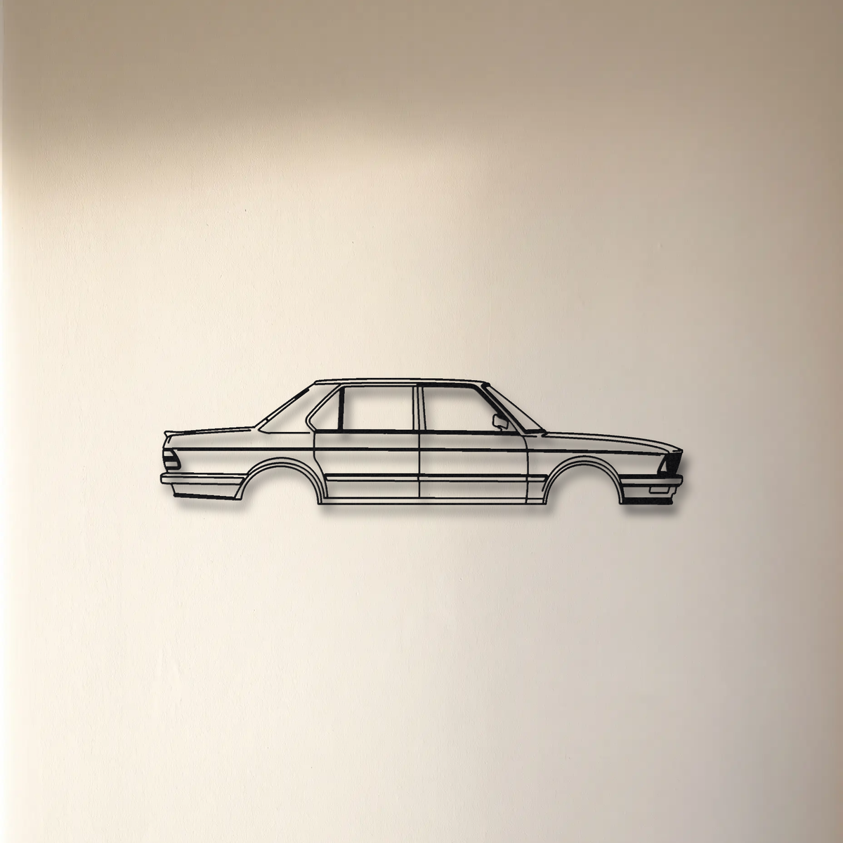 BMW M5 E28 floating mount drop-shadow detail