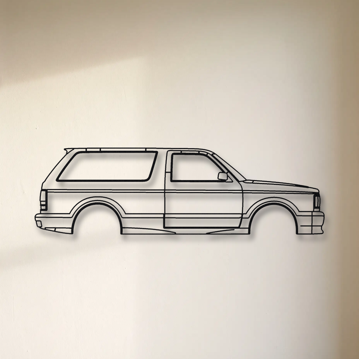 GMC Typhoon floating mount drop-shadow detail